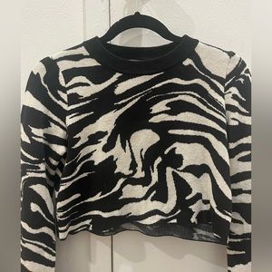 H&M black/zebra-patterned jacquard-knit crop sweater; size small